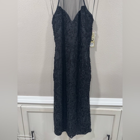 NWT Verte Black Beaded Neck Line Dress - Picture 3 of 9